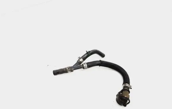 Volvo V70 Fuel main line pipe