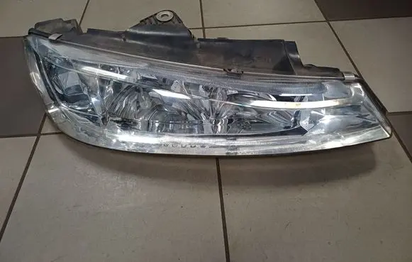 Peugeot 406 Headlight/headlamp