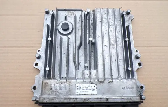 Land Rover Discovery 5 Engine control unit/module ECU M8A2-12B684-KAD