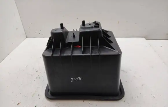 Ford Mustang VI Battery box tray FR3B10723AD