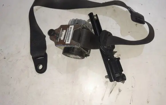 Land Rover Range Rover Sport L320 Front seatbelt 601119000C