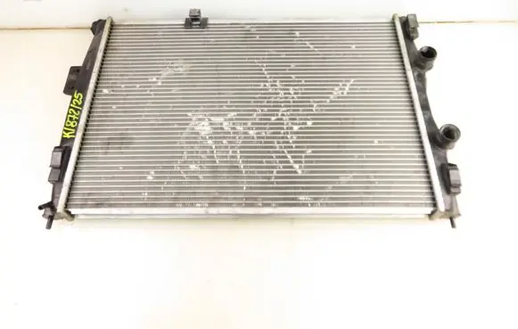 Nissan Qashqai Coolant radiator
