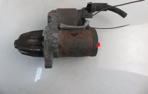 Mitsubishi Colt Starter motor 