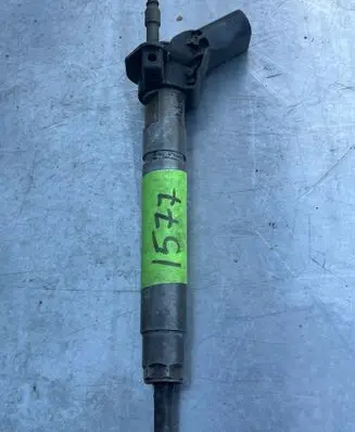 Fuel injector