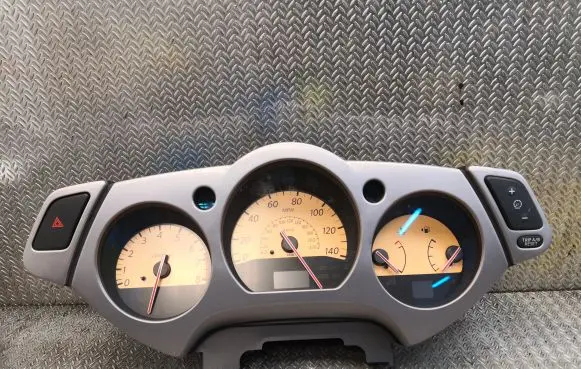 Nissan Murano Z50 Speedometer (instrument cluster) G10250A6300001
