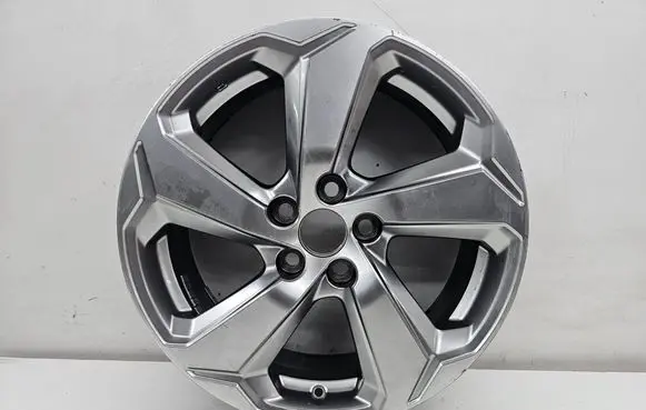 Toyota RAV 4 (XA30) R18 alloy rim 