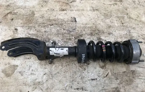 Volkswagen Touareg II Front shock absorber/damper 7P6413032
