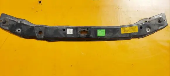 Mercedes-Benz Vito Viano W638 Radiator mount bracket 6385840040
