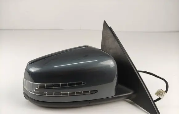 Mercedes-Benz C W204 Front door electric wing mirror A2048106016