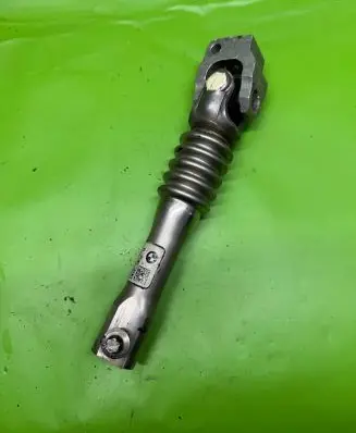 BMW 5 F10 F11 Steering column universal joint 6790490