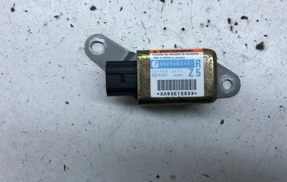 Subaru Legacy Airbag deployment crash/impact sensor 1879000671 98235AG001