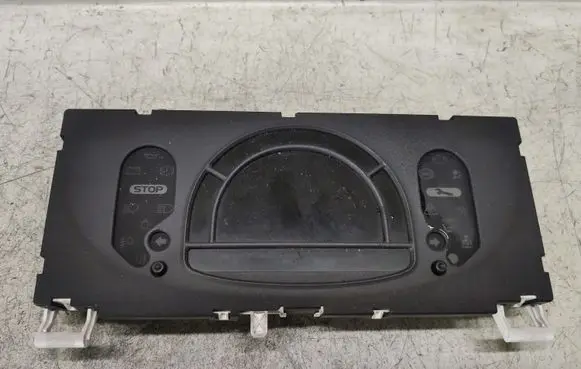 Renault Modus Speedometer (instrument cluster) 8200495308