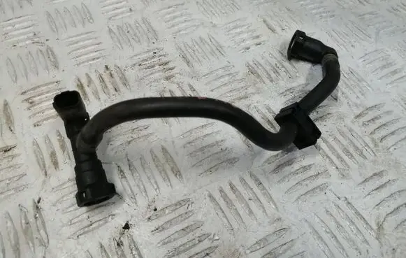 Citroen DS4 Fuel line pipe