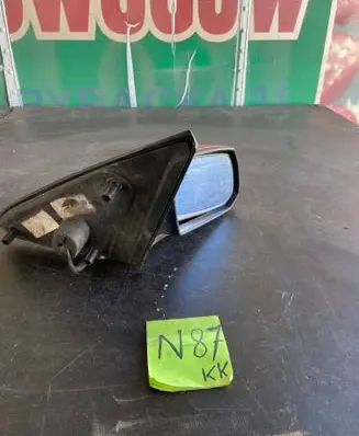 Ford Mondeo Mk III Front door electric wing mirror E9014119