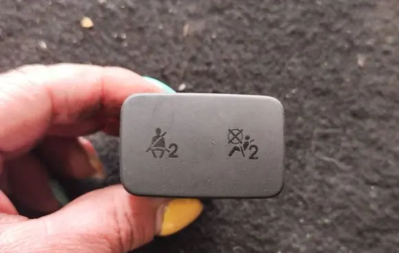 Opel Antara Passenger airbag on/off switch 299100140 299100139