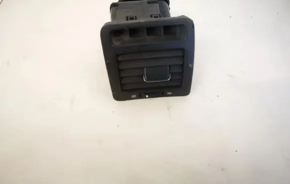 Dash center air vent grill