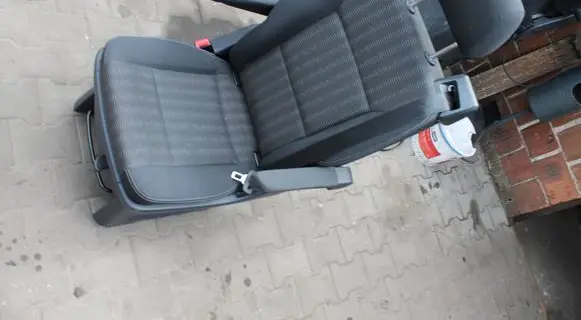 Volkswagen Multivan T6 Second row seats 