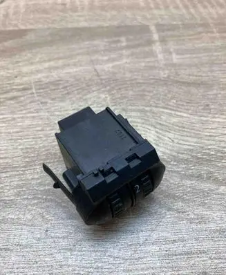 Volkswagen Golf V Headlight level height control switch 1K0941333D