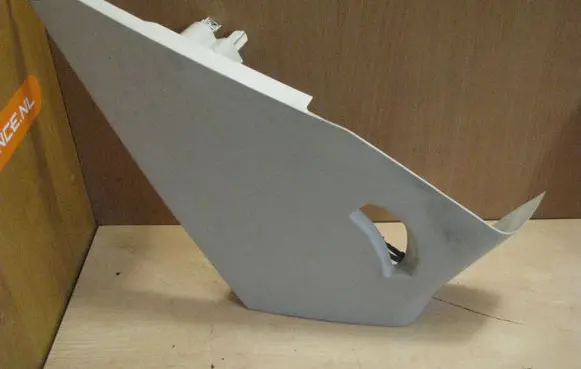 Dodge Avenger (C) pillar trim
