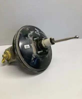 Audi A3 S3 8L Brake booster 21027099