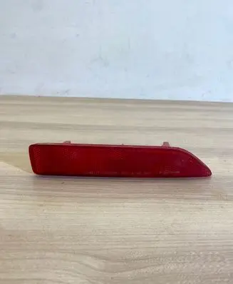 Honda CR-V Rear tail light reflector P6368