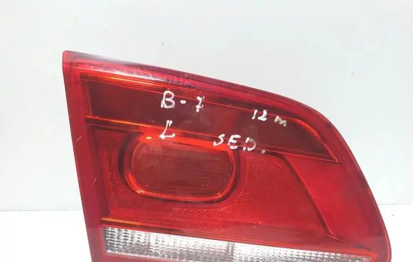 Volkswagen PASSAT B7 Tailgate rear/tail lights 3AE945093K