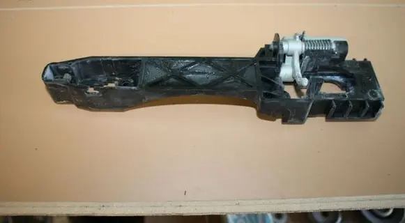 Nissan Qashqai Front door exterior handle/bracket 80610EB300