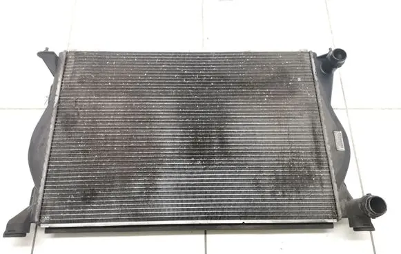 Audi A6 S6 C6 4F Coolant radiator 4F0121251Q