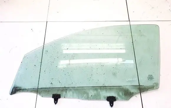 Nissan Qashqai Front door window glass four-door as2m3240dot682