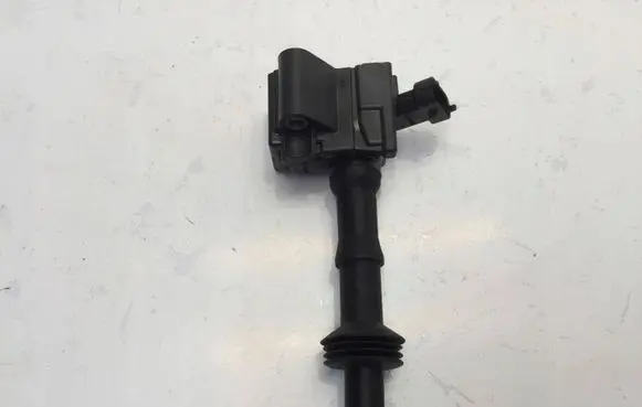 Citroen C4 III e-C4 High voltage ignition coil 9808653680