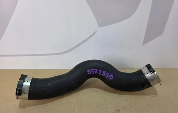BMW 7 G11 G12 Engine coolant pipe/hose 