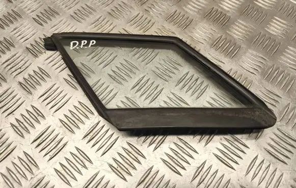 Mazda 5 Front door vent window glass four-door C23558651R