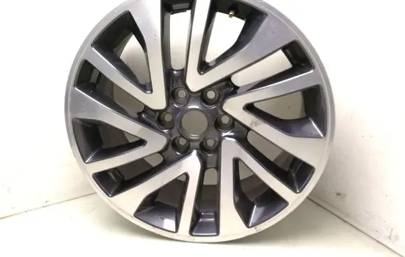 R18 alloy rim