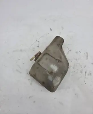 Mitsubishi Pajero Coolant expansion tank/reservoir 