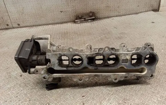 Mercedes-Benz E W211 Intake manifold A6401500294