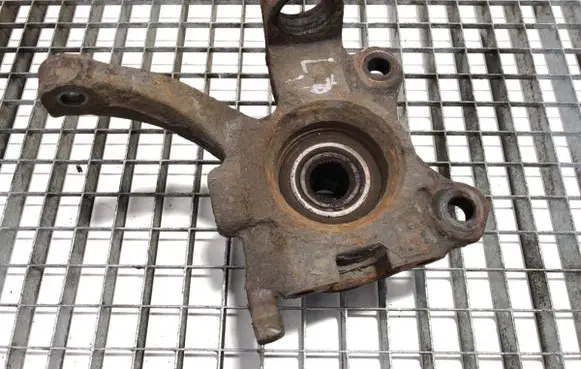 Volkswagen Transporter - Caravelle T4 Front wheel hub spindle knuckle