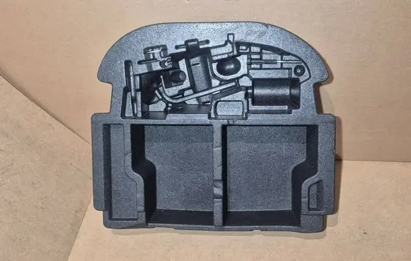 Skoda Octavia Mk3 (5E) Tool box 5E5863957A