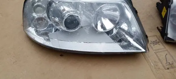 Volkswagen Sharan Headlight/headlamp 7M3941016