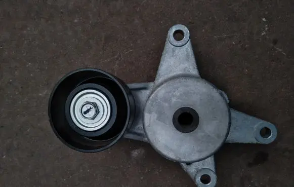 KIA Stonic Alternator belt tensioner 23852331