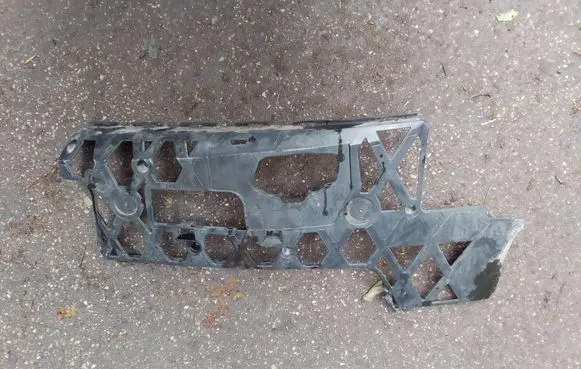 Volkswagen PASSAT B7 Front bumper mounting bracket 3AA807177