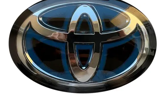 Toyota C-HR I Manufacturer badge logo/emblem 90975C2023
