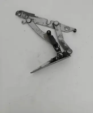 Audi A6 S6 C6 4F Tailgate/trunk/boot hinge 4F5827302A