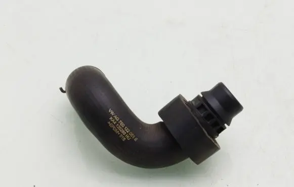 Volkswagen Transporter - Caravelle T5 Engine coolant pipe/hose 7E0122051E