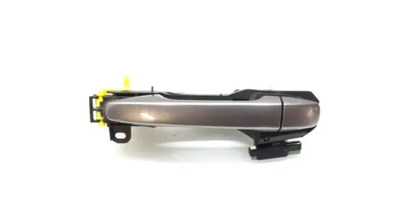 Toyota Avensis T270 Rear door exterior handle