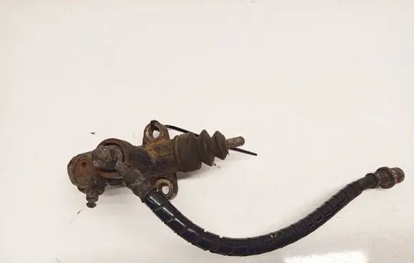 Subaru Outback Clutch master cylinder 