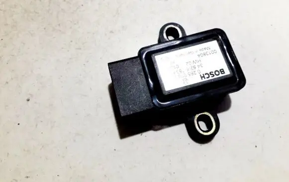 BMW 5 E39 ESP acceleration yaw rate sensor 34526753694 0265005248