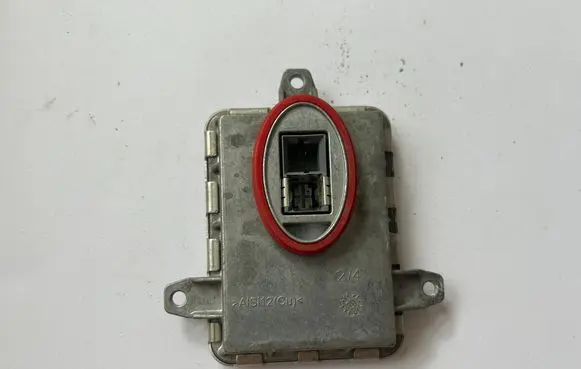 Alfa Romeo Stelvio Headlight ballast module Xenon 130732946915 3787091