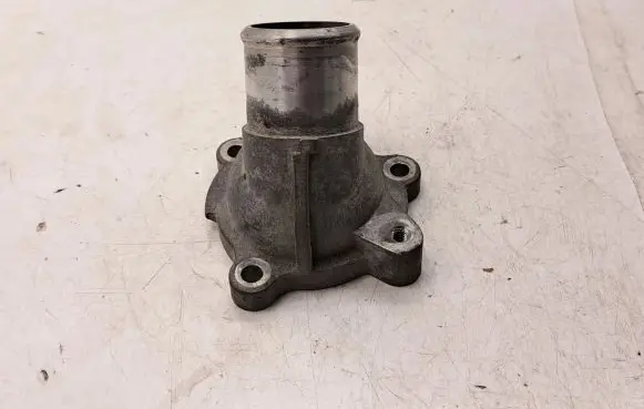 Toyota Corolla Verso AR10 Thermostat housing 1632126010