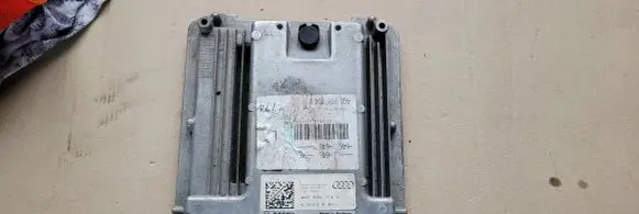Audi A7 S7 4G Engine control unit/module 4G0906014E 0261S09399