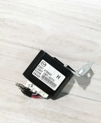 Mazda CX-7 Light module LCM E22767890C 09G28 K0216